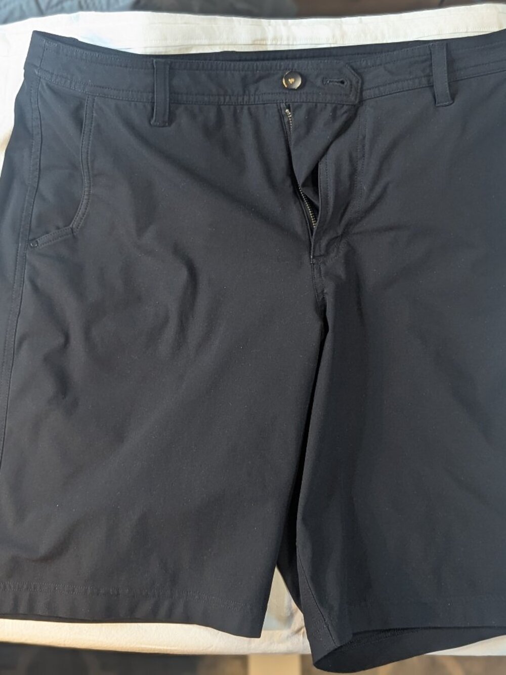 Lululemon Black Kahuna Shorts Mens 36 Stretch Golf Chino Tech Casual